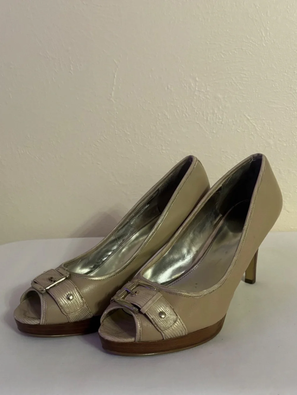Alfani Pacific Nude Leather Gold-Tone Peep Toe Heel - 9.5